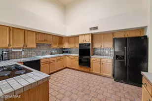 12390 E Ave De La Vista Verde, Tucson, AZ 85749 - Photo 5