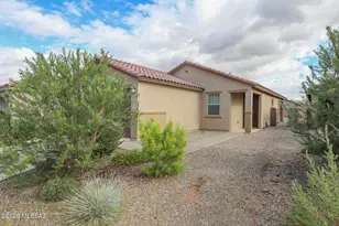 10554 W Harrigan Dr, Marana, AZ 85653 - Photo 3
