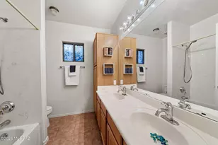 11667 N La Tanya Dr, Oro Valley, AZ 85737 - Photo 35