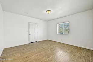 1347 S 7th Ave, Tucson, AZ 85713 - Photo 13