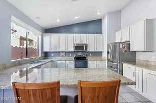 11141 N Sand Pointe Dr, Oro Valley, AZ 85737 - Photo 5