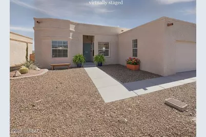512 W Riverdale Court, Green Valley, AZ 85614 - Photo 9