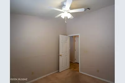 5471 N VÃ­a Umbrosa, Tucson, AZ 85750 - Photo 15