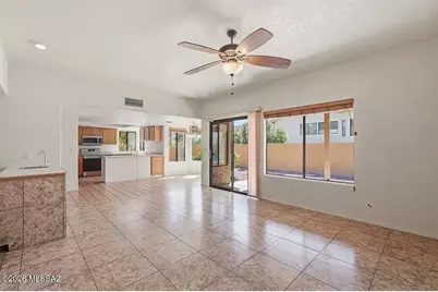 1051 W Antelope Creek Way, Oro Valley, AZ 85737 - Photo 9