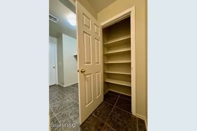9381 E Rockhouse Peak Place, Tucson, AZ 85710 - Photo 7