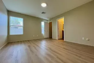 9381 E Rockhouse Peak Pl, Tucson, AZ 85710 - Photo 11