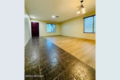 9381 E Rockhouse Peak Place, Tucson, AZ 85710 - Photo 9