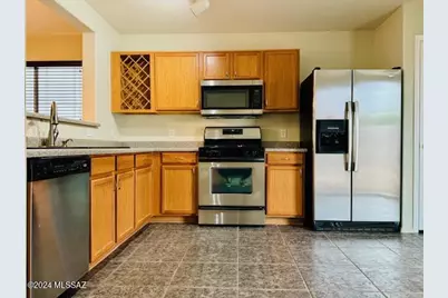 9381 E Rockhouse Peak Place, Tucson, AZ 85710 - Photo 5