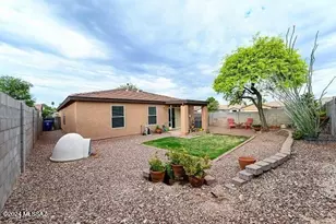 9381 E Rockhouse Peak Pl, Tucson, AZ 85710 - Photo 25