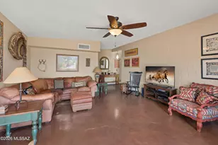 8740 E Dexter Dr, Tucson, AZ 85715 - Photo 9