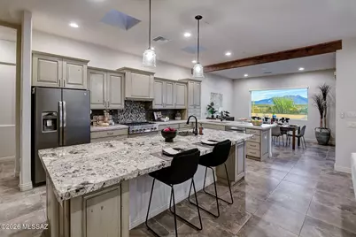 2068 E Old Stone House Trail, Sahuarita, AZ 85629 - Photo 9