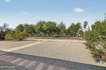 2842 N East Plaza Drive, Tucson, AZ 85716 - Photo 3