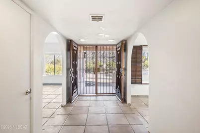 4740 E Camino La Brinca, Tucson, AZ 85718 - Photo 3