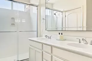 8928 E Wright School Loop, Tucson, AZ 85715 - Photo 9