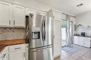 21556 E Reunion Rd, Red Rock, AZ 85145 - Photo 13