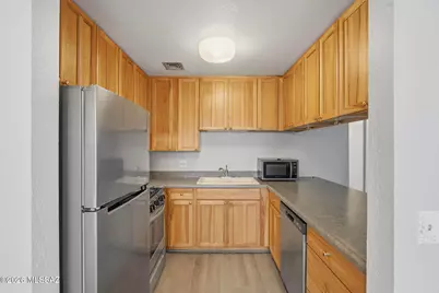 836 S Langley Avenue #204, Tucson, AZ 85710 - Photo 17