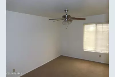 8984 N Veridian Drive, Tucson, AZ 85743 - Photo 13