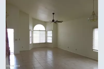 8984 N Veridian Drive, Tucson, AZ 85743 - Photo 3