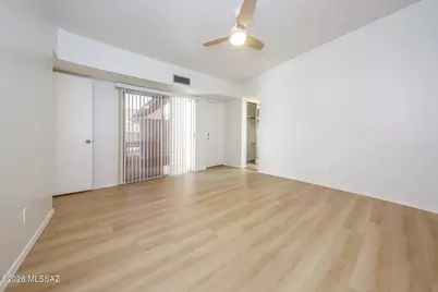 2056 S Quail Hollow Drive, Tucson, AZ 85710 - Photo 11
