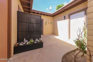 2056 S Quail Hollow Dr, Tucson, AZ 85710 - Photo 3