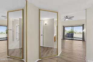 1750 W Camino Urbano, Green Valley, AZ 85622 - Photo 21