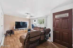 8325 E Louise Dr, Tucson, AZ 85730 - Photo 5