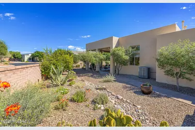 13852 N Topflite Drive, Oro Valley, AZ 85755 - Photo 29