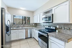 1909 N Linden Cir, Tucson, AZ 85715 - Photo 9