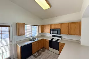 9066 E Muleshoe St, Tucson, AZ 85747 - Photo 5