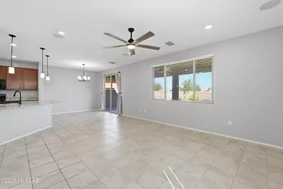 4479 S Sunrise Bluff Way, Tucson, AZ 85730 - Photo 3
