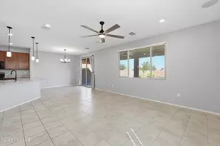 4479 S Sunrise Bluff Way, Tucson, AZ 85730 - Photo 3