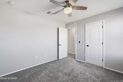 4479 S Sunrise Bluff Way, Tucson, AZ 85730 - Photo 21