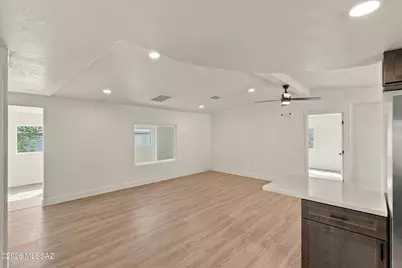 161 W Olive Drive, Green Valley, AZ 85614 - Photo 9