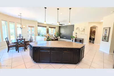 9540 N Saguaro Breeze Way, Marana, AZ 85653 - Photo 13