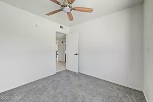 5655 S Cedar Breaks Dr, Tucson, AZ 85706 - Photo 17