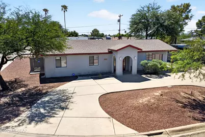 4882 E 18th Street, Tucson, AZ 85711 - Photo 1