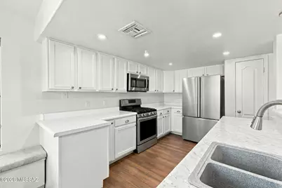 1830 N Rolling Stone Drive, Tucson, AZ 85745 - Photo 17