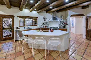 9397 Sanctuary Pl, Tucson, AZ 85749 - Photo 11