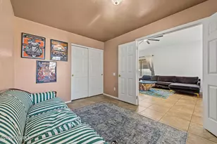 274 S Sonoran Heights Dr, Tucson, AZ 85748 - Photo 5