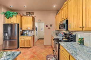 2040 S Doubletree Ln, Tucson, AZ 85713 - Photo 25