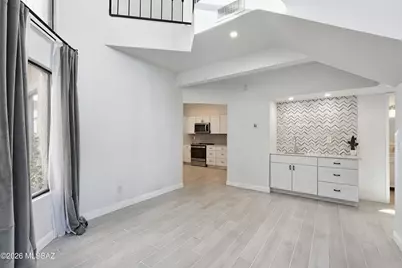 6480 N Green Briar Drive, Tucson, AZ 85718 - Photo 15