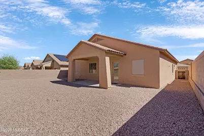 8007 N New Season Drive, Tucson, AZ 85743 - Photo 31