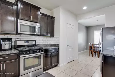11278 W Folsom Point Drive, Marana, AZ 85658 - Photo 5