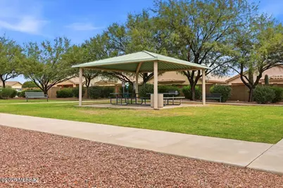 1130 W Versilia Drive, Oro Valley, AZ 85755 - Photo 39