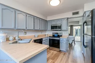 7251 E Rosslare Dr, Tucson, AZ 85715 - Photo 13