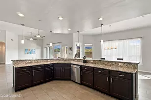 9420 E Woolly Butterfly Ct, Corona de Tucson, AZ 85641 - Photo 17