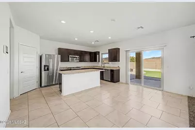 10130 N Guayacan Trail, Marana, AZ 85653 - Photo 9