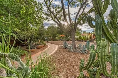 40 N Sierra Vista Drive, Tucson, AZ 85719 - Photo 31