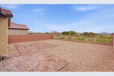 7782 S New Strike Way, Tucson, AZ 85747 - Photo 15