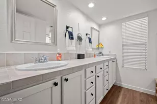 5051 N Sabino Canyon Rd, Tucson, AZ 85750 - Photo 21